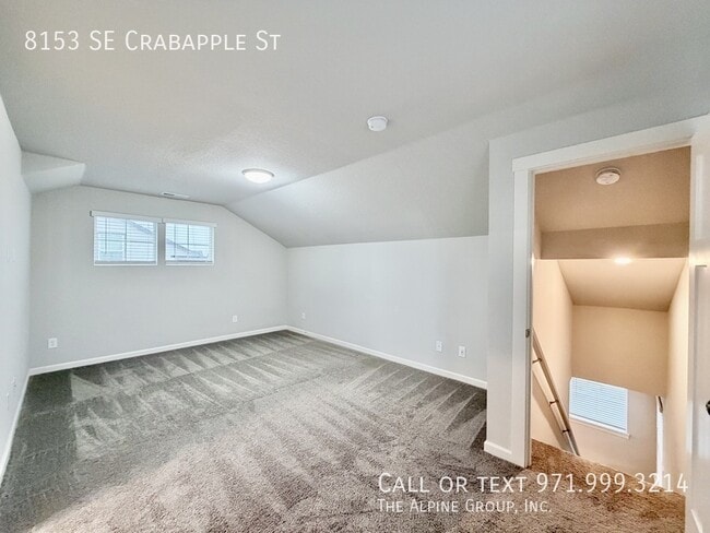 Building Photo - 8153 SE Crabapple St