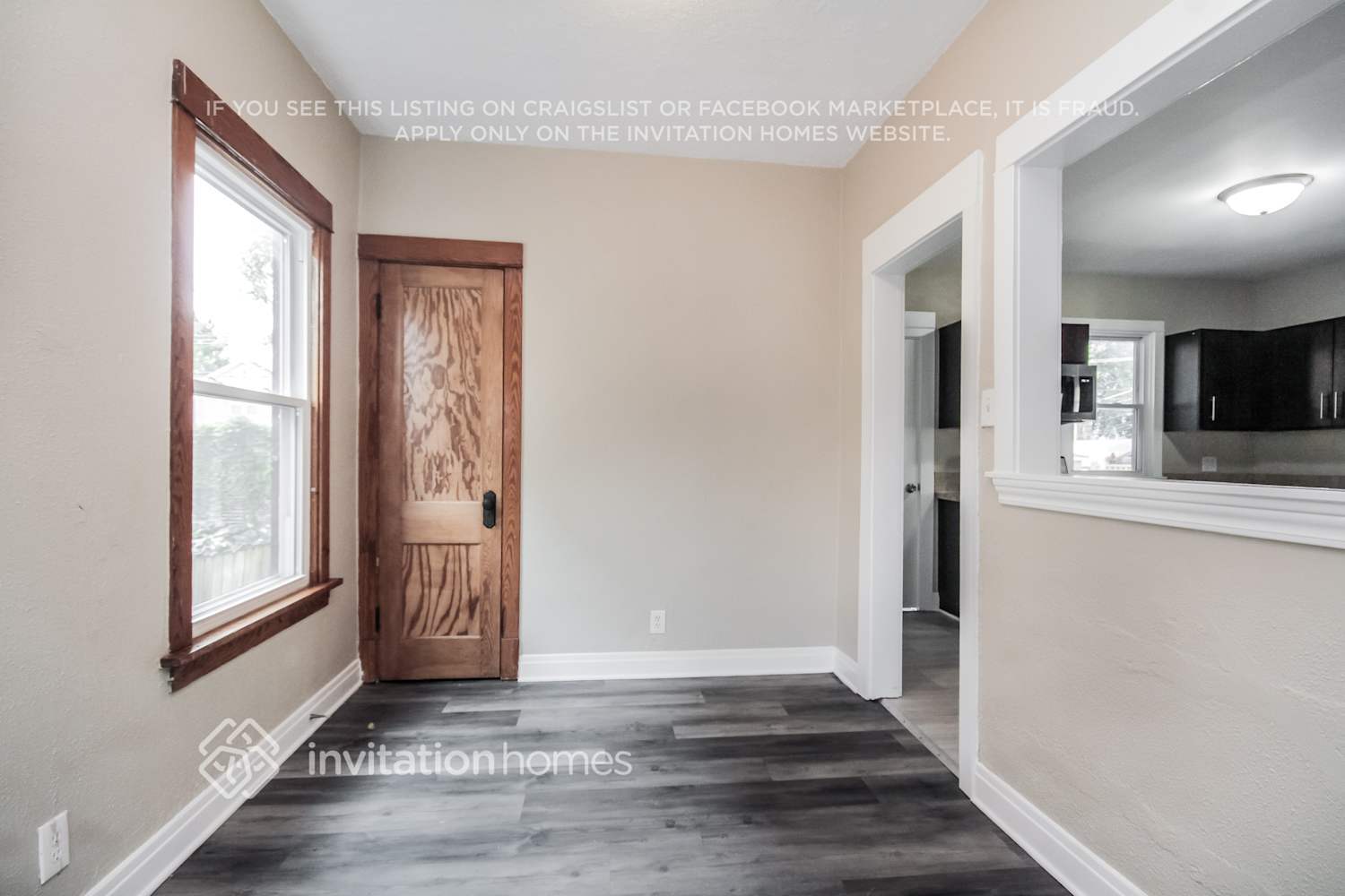 Building Photo - 5647 W Berenice Ave