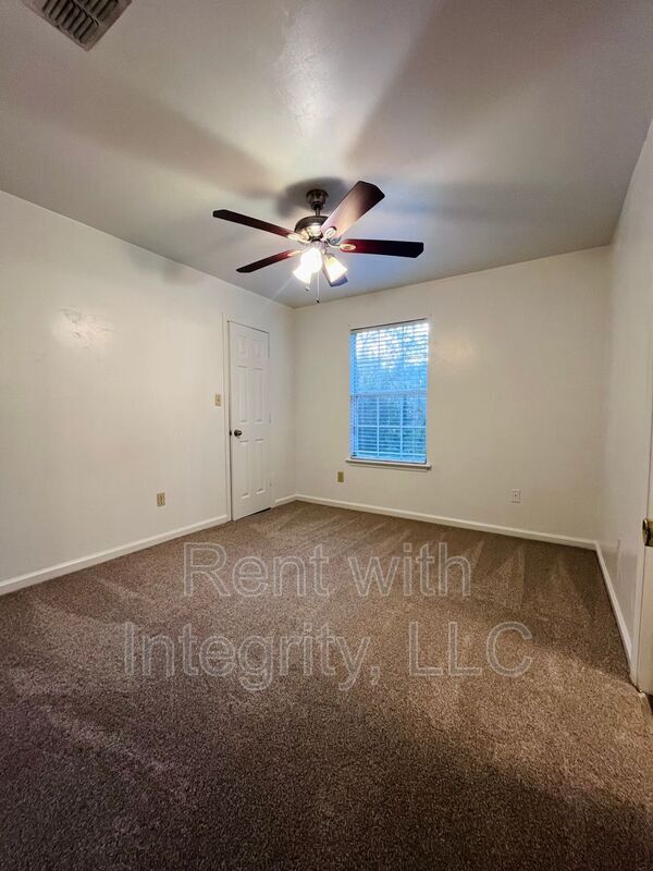 Building Photo - 1285 Rumba Ln