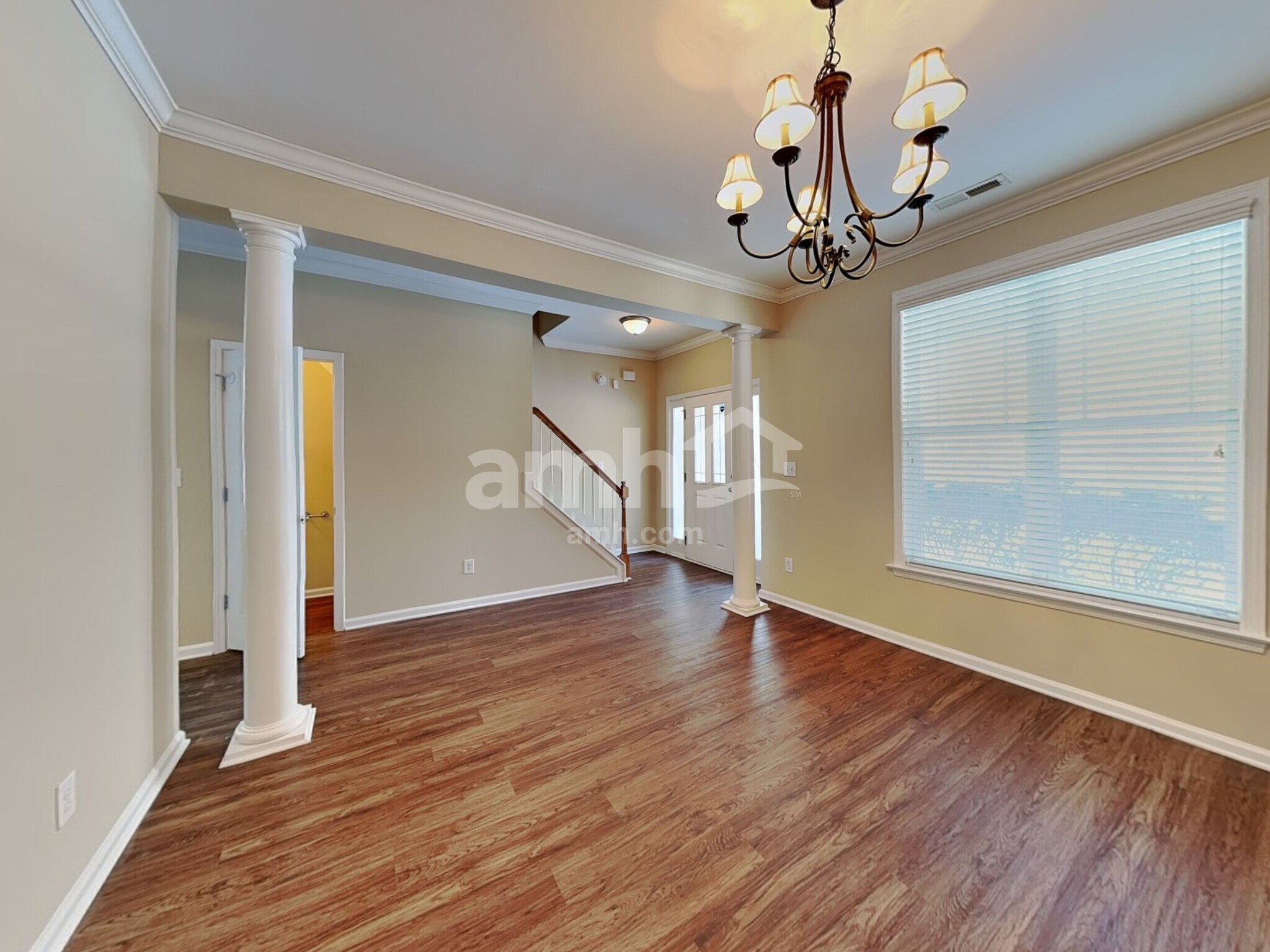 Building Photo - 100 Pearson Pl