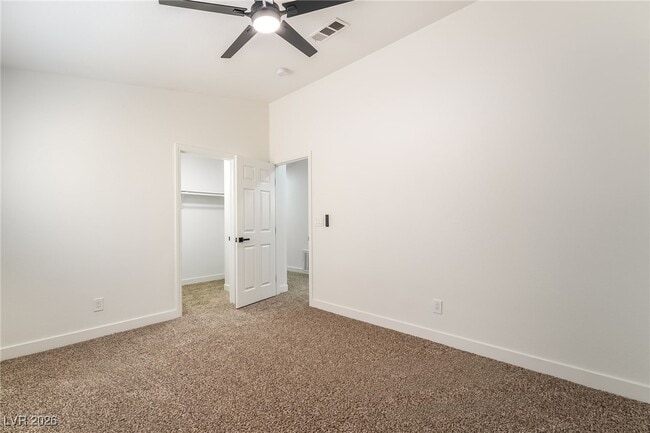 Building Photo - 5980 Gentleslope St