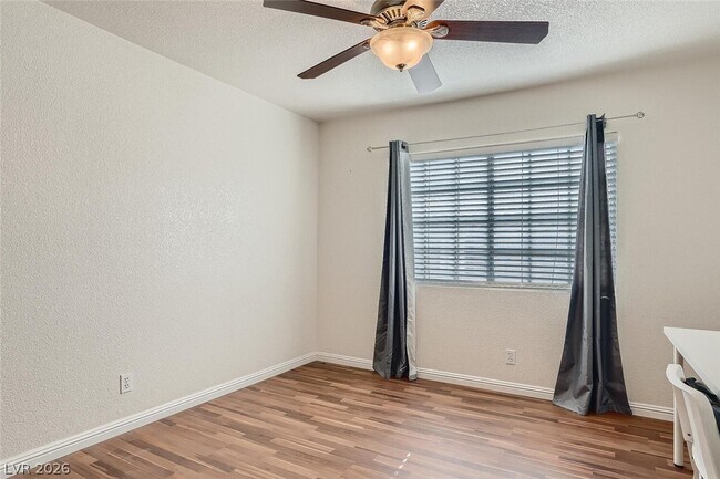 Building Photo - 7700 Almeria St