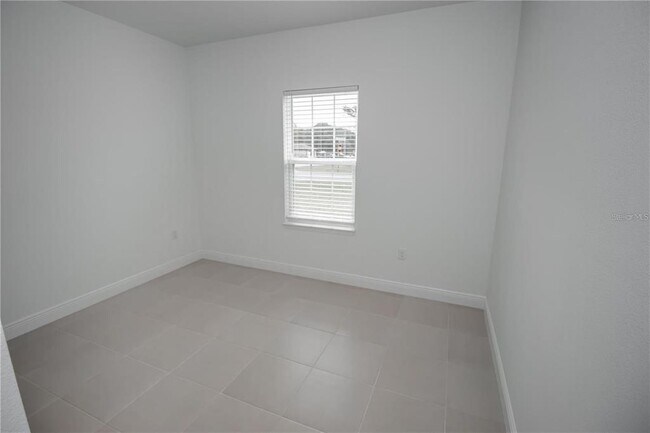 Building Photo - 483 Marion Oaks Blvd