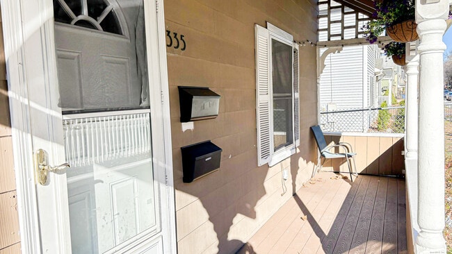 Building Photo - 335 Zion St