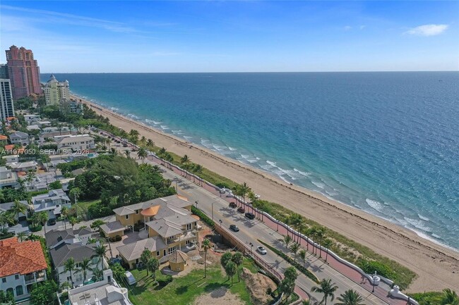 Building Photo - 3305 NE 16th Ct