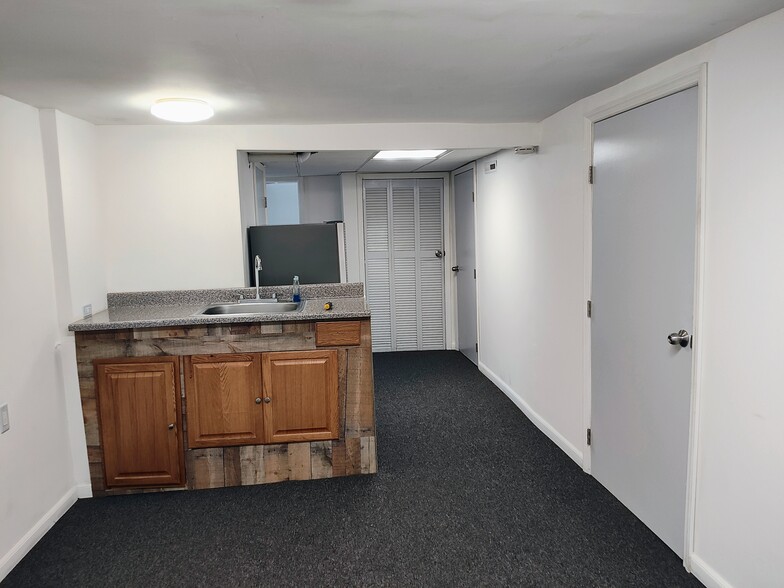 Primary Photo - 96 N Terrace Pl