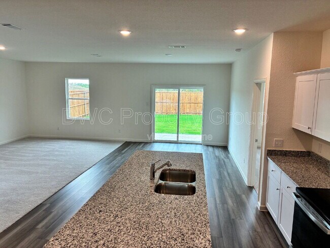 Building Photo - 1301 Payrone Rd