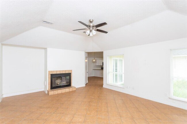 Building Photo - 2619 Autumn Springs Ln