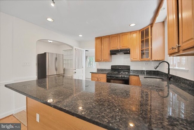 Building Photo - 4520 Middleton Ln
