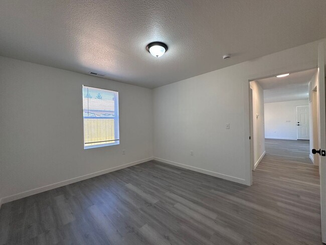 Building Photo - Brand New Construction 2 Bed 1 Bath Duplex!