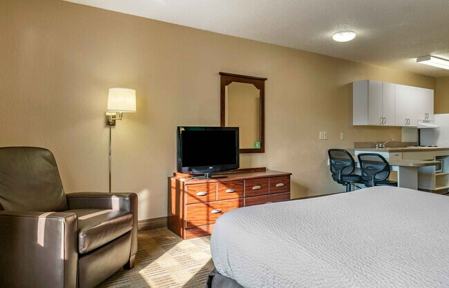Building Photo - Furnished Studio-Detroit - Ann Arbor - Bri...