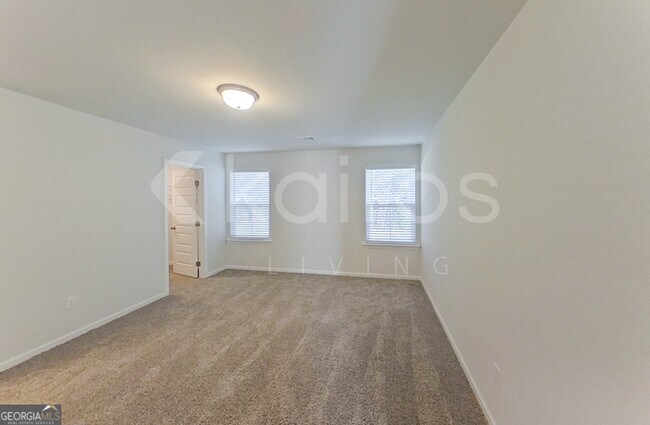 Building Photo - 132 Western Red Cedar Dr