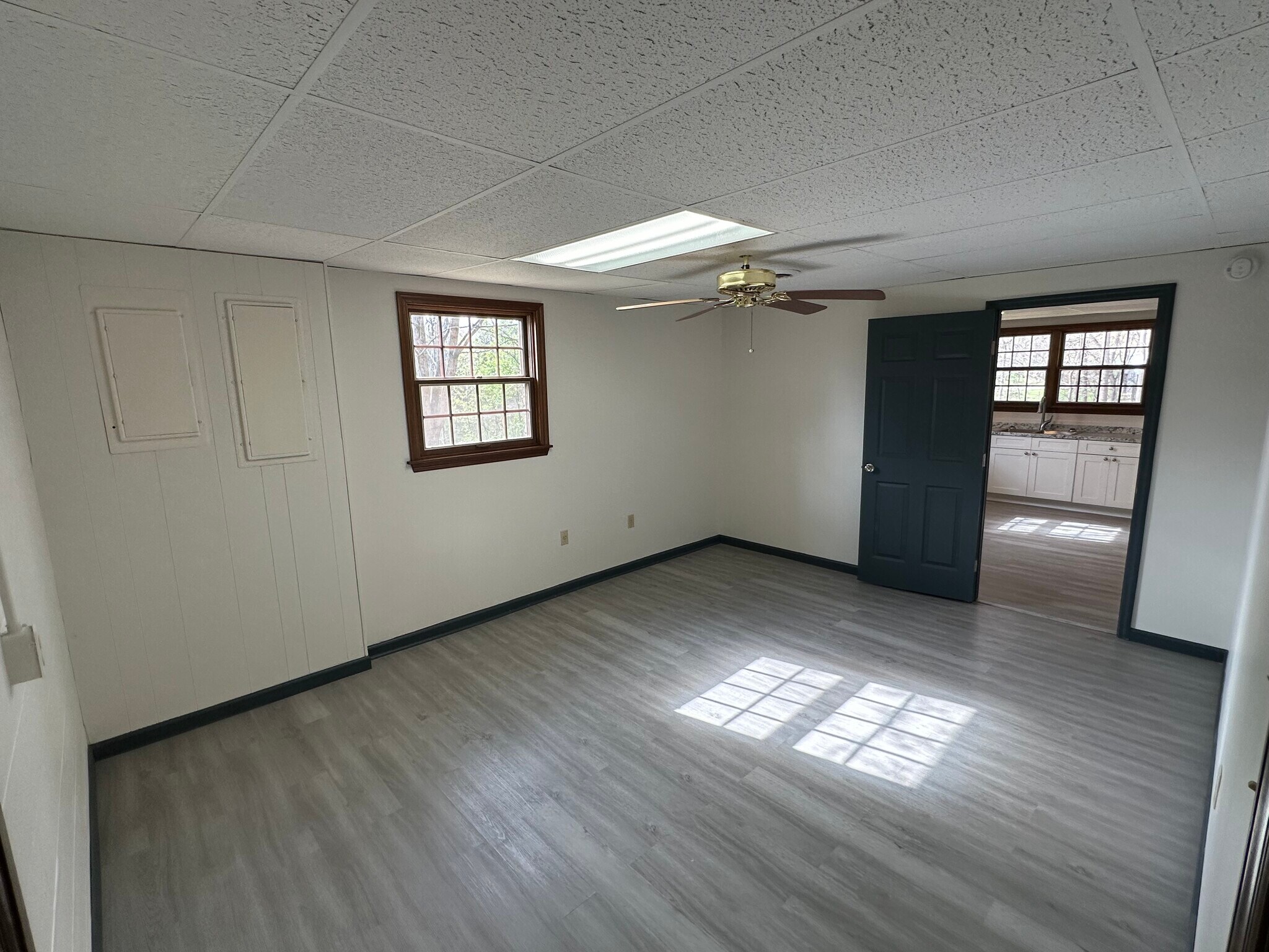 Building Photo - 1230 Stonewall Jackson Dr