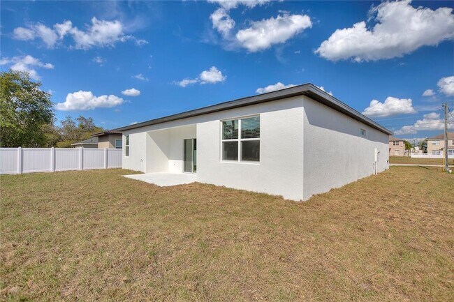 Building Photo - 115 Big Sioux Dr
