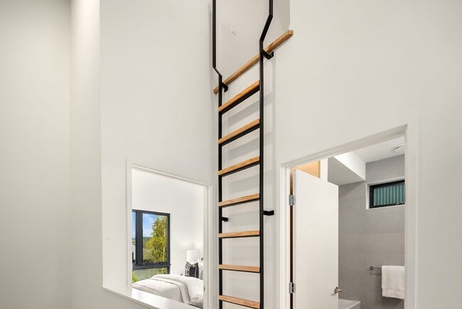 Building Photo - Net Zero Living on Bainbridge Island