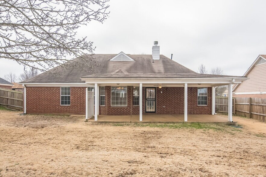 Building Photo - 75 Oakridge Cove