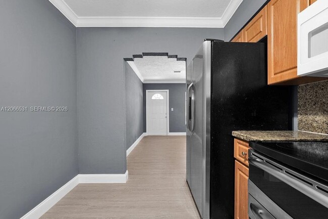 Building Photo - 3010 NW 95th Terrace