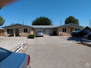 Building Photo - 21390 Laguna Rd