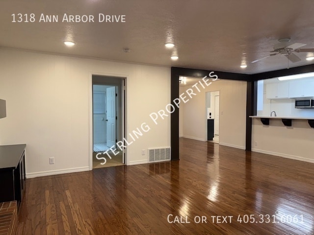 Building Photo - 1318 Ann Arbor Dr