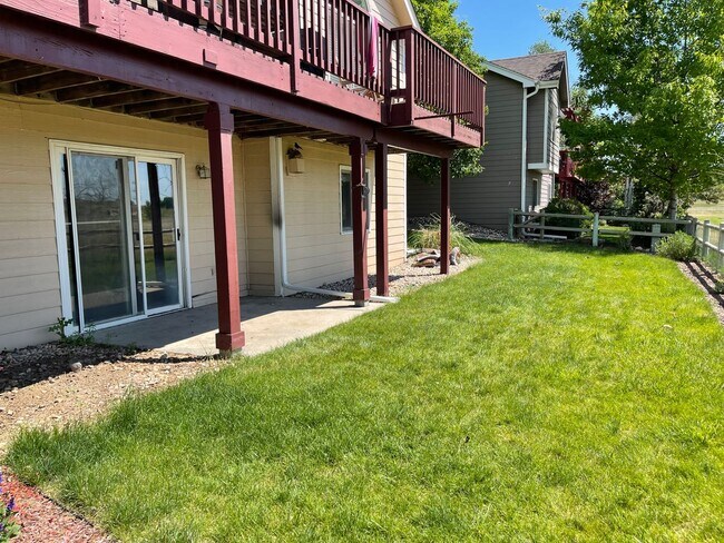 Building Photo - Stunning 4 Bedroom, 3.5 Bath with 3 car attached garage Home in Paragon Estates in Fort Collins, CO