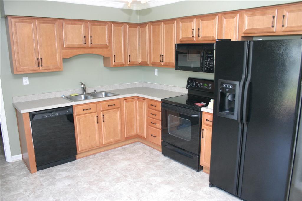 Building Photo - 9111 Cedarwood Drive