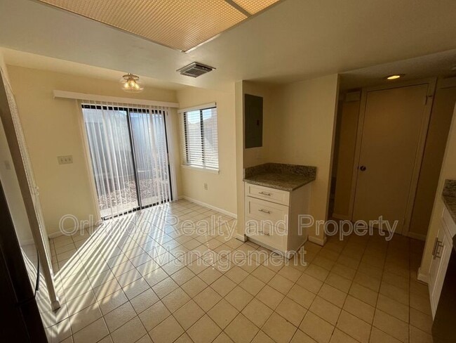 Building Photo - 135 Olive Tree Cir