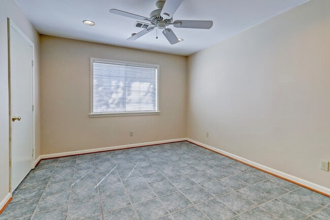 Building Photo - 4126 Durness Way