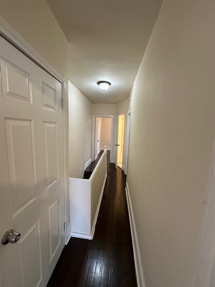 Building Photo - 3430 N Lee St