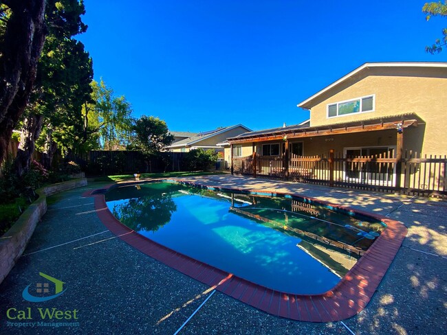 Building Photo - $4795 - 2 Story 4 Bed/2.5 Bath Almaden Hom...