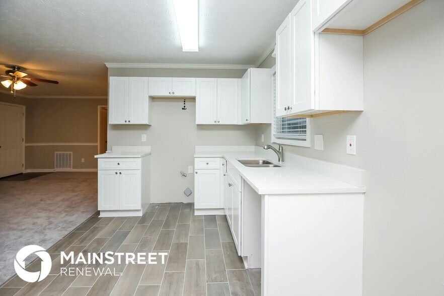Building Photo - 3075 Palomino Dr