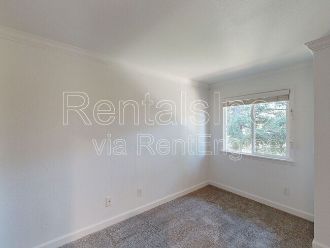 Building Photo - 16914 CA-12