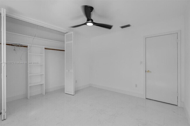 Building Photo - 7021 SW 107th St