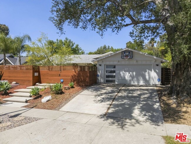 Building Photo - 23023 Gainford St
