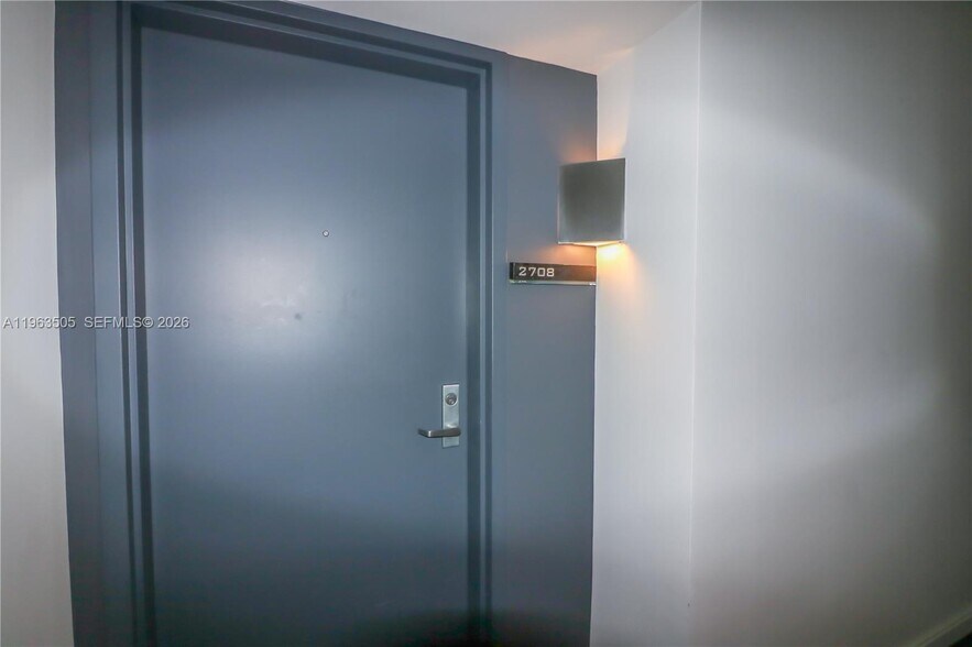 Building Photo - 335 S Biscayne Blvd