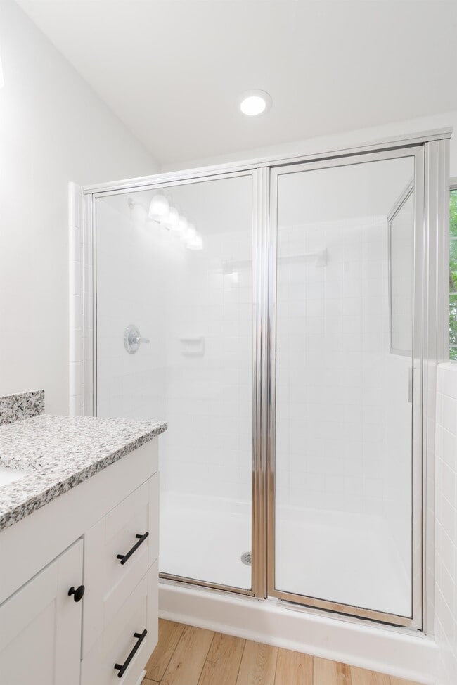 Building Photo - 8413 Woodford Bridge Dr