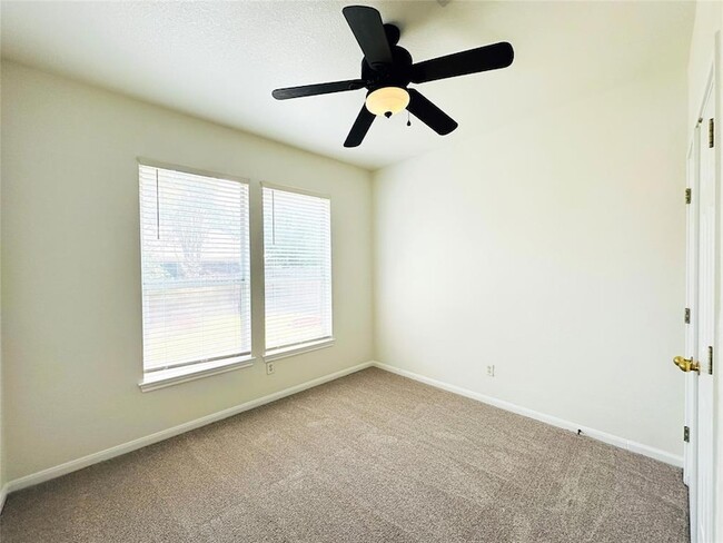 Building Photo - 13413 Creole Cove