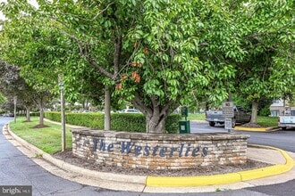 Building Photo - 1805 Westwind Way