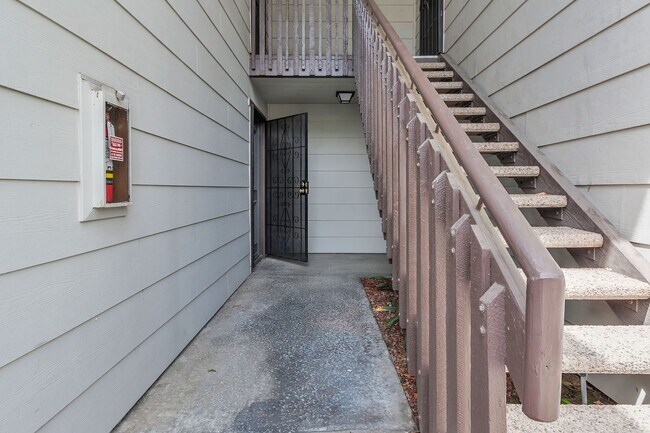 Building Photo - 20702 El Toro Rd