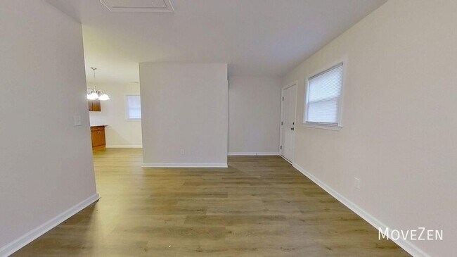 Building Photo - 501 Harris Rd