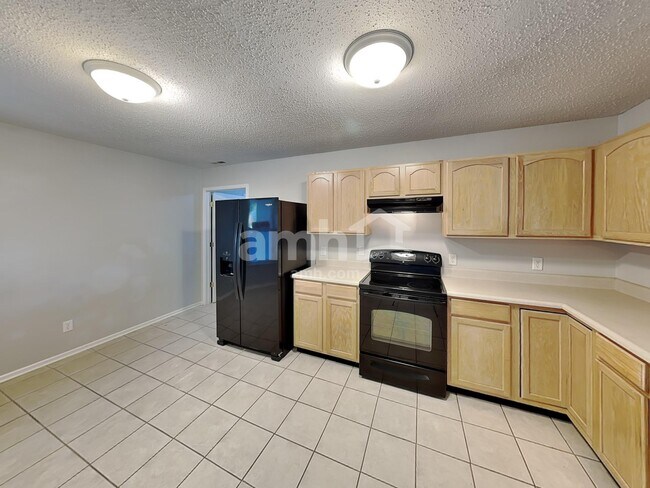 Building Photo - 1316 Clove Ct