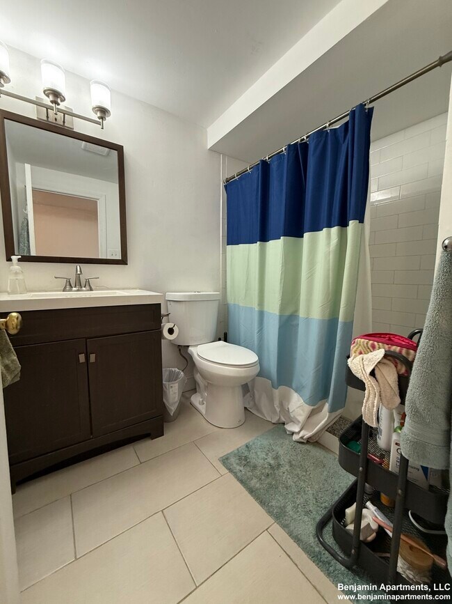 Building Photo - 168 Northampton St