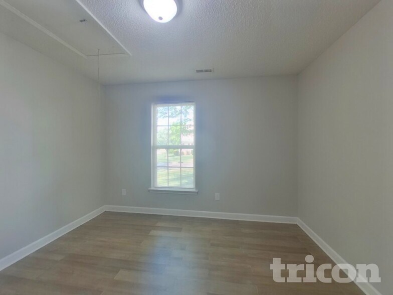 Building Photo - 967 Ashland Ave