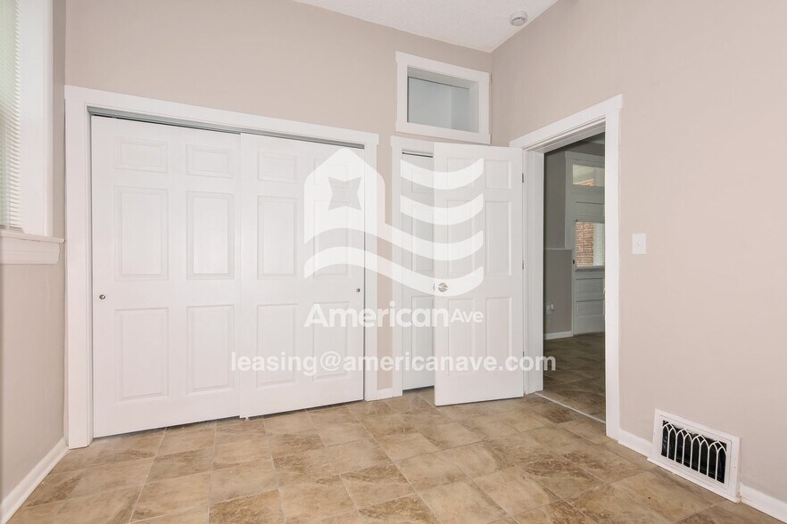 Building Photo - 3216 Itaska St