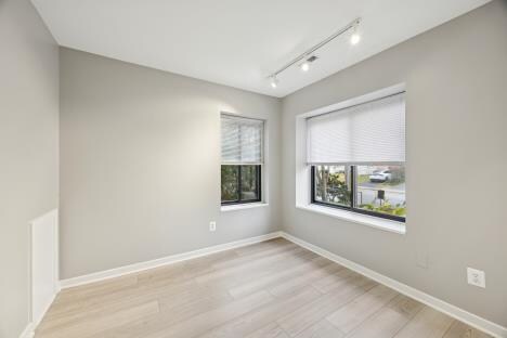 Building Photo - 102 Dudley Ave