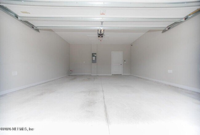 Building Photo - 432 Pine Bluff Dr