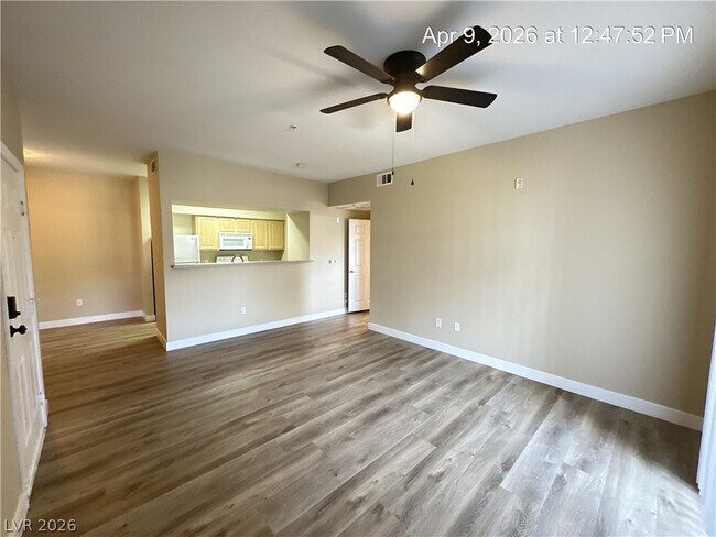 Building Photo - 6955 N Durango Dr