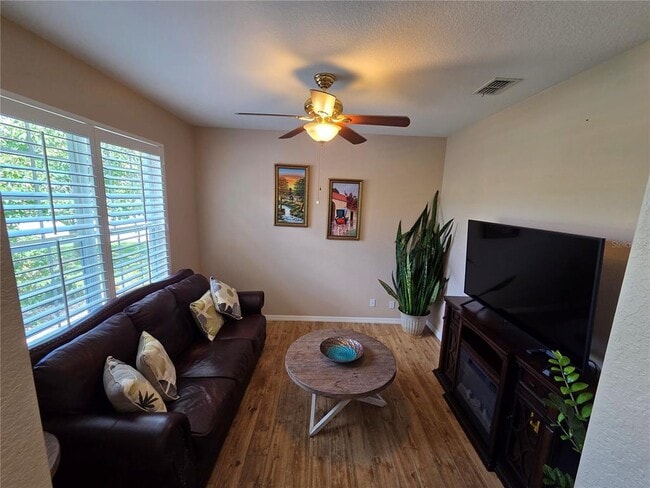 Building Photo - 24500 Bramhope Ct