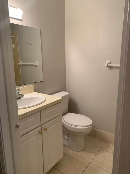 Master bathroom, tub and shower behind door - 5201 ATLANTIC Blvd