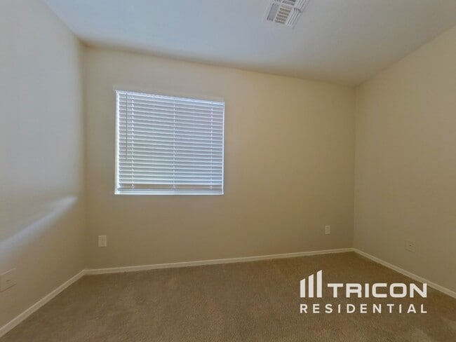 Building Photo - 23885 Chambers St