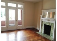 Building Photo - 3238 Bishop St